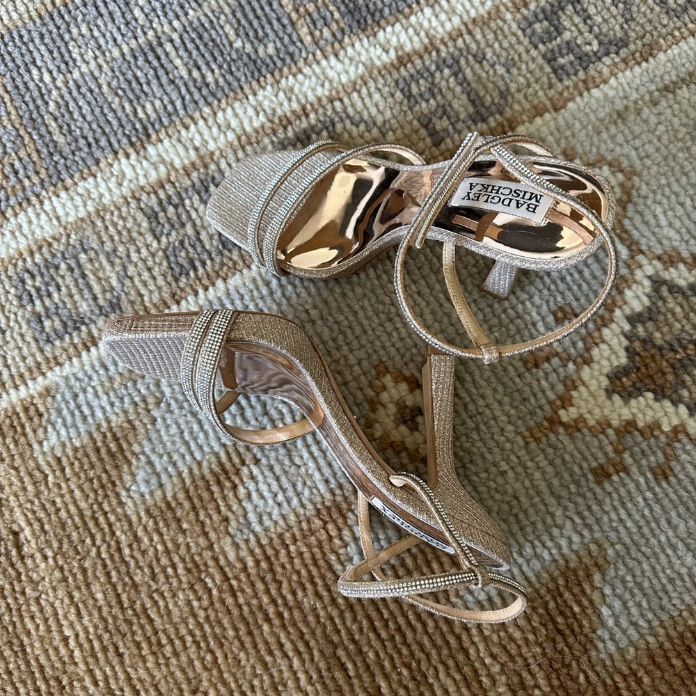 MP6405 | Urbana Stiletto Heels